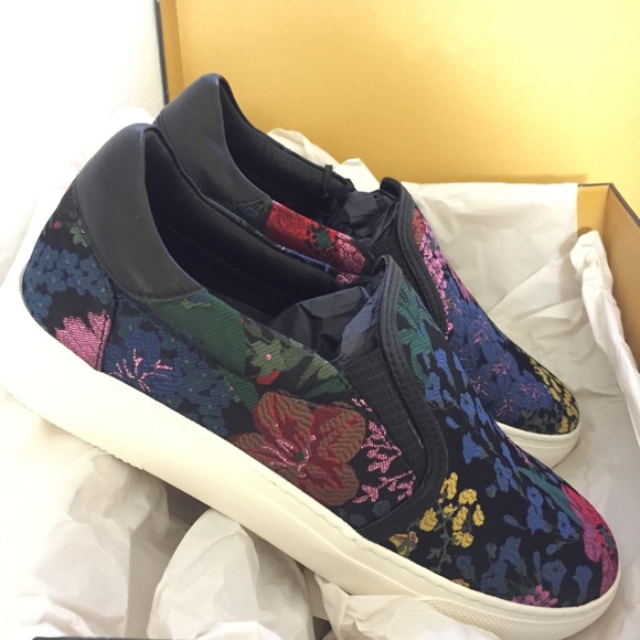 H&M Erdem Flats - Picture 6 of 8